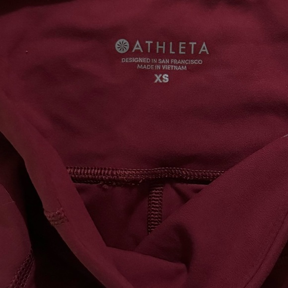 Athlete Salutation Stash Capri Leggings-Dark Wine/Burgundy - Picture 4 of 4